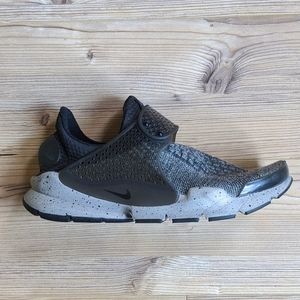 Nike Sock Dart SE Premium US10